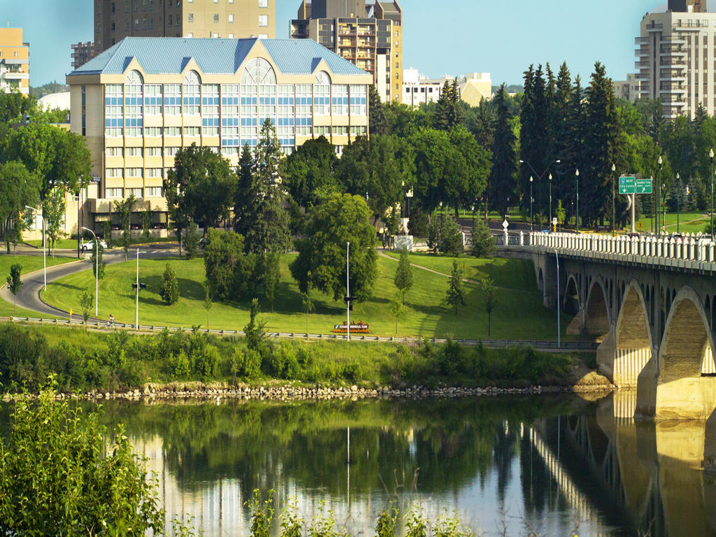 Hotel Park Town Saskatoon