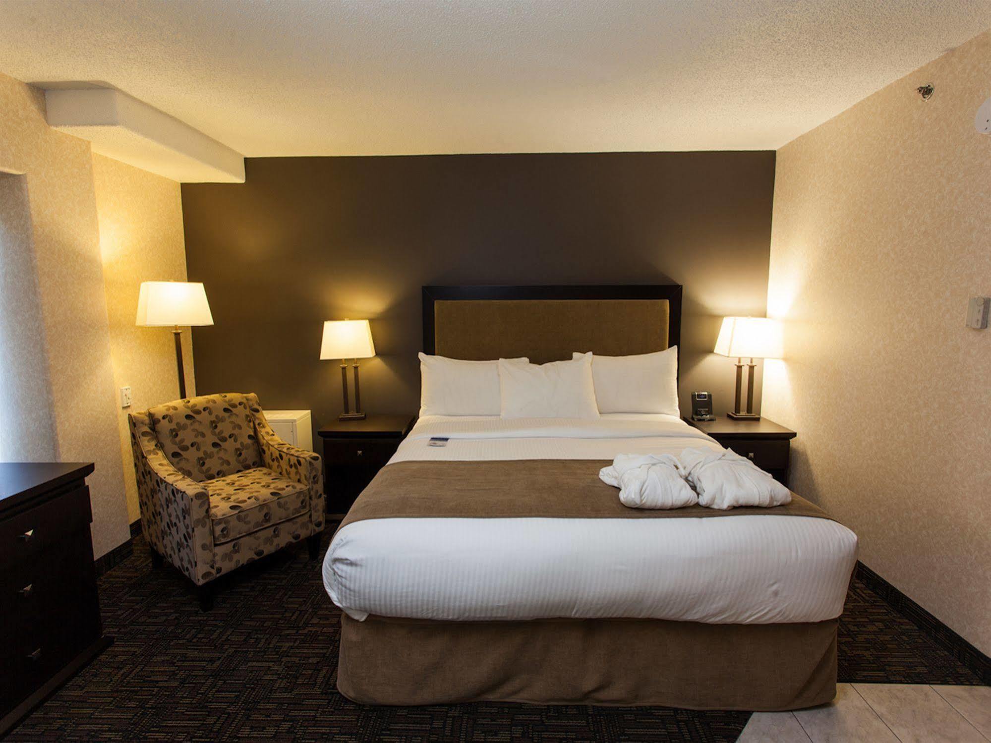 Park Town Hotel
