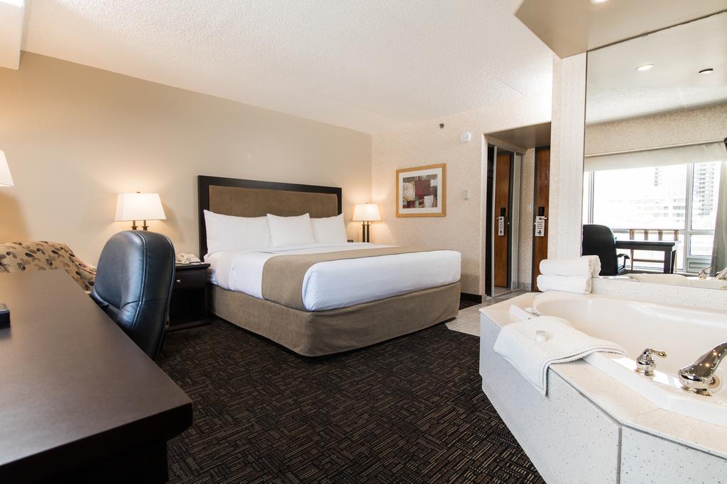 Park Town Hotel 4*